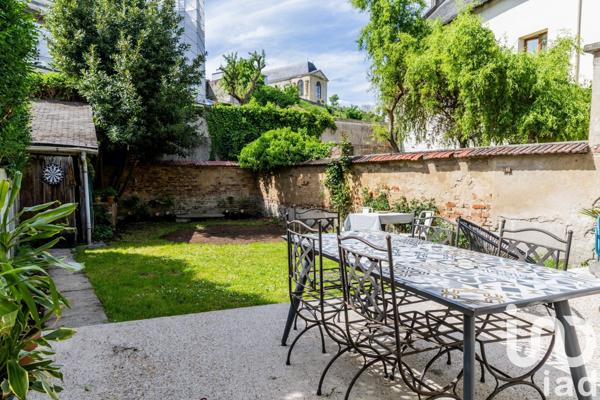 Demeure 7 pièces de 156 m² à Gaillon (27600)