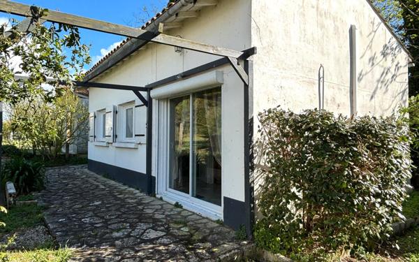 Maison à vendre    9 pièces •  La Brée-les-Bains