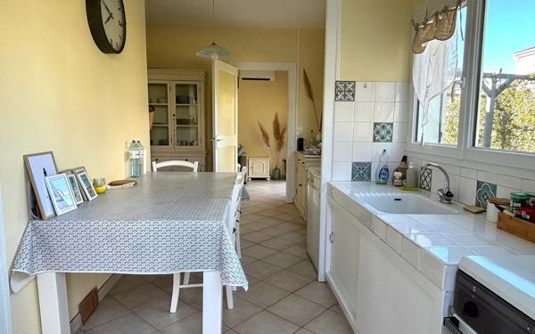 Maison à vendre    9 pièces •  La Brée-les-Bains