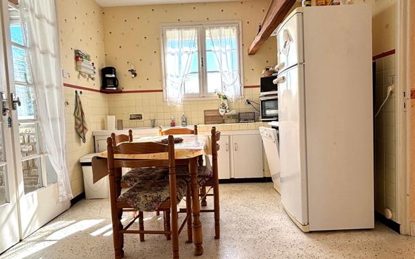 Maison à vendre    9 pièces •  La Brée-les-Bains