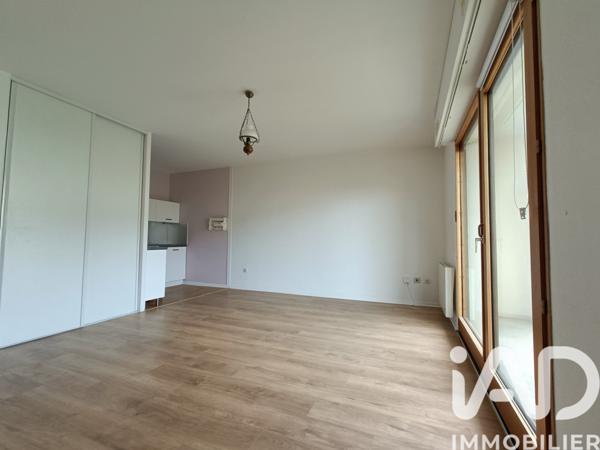 Location studio 38 m² Nantes
