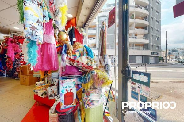 Vente Appartement 3 pièces de 70m² - 06600 Antibes