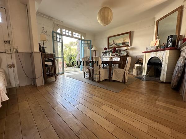 Saint-Palais-sur-Mer (17420) VILLA À DÉCOUVRIR SUR ST PALAIS - proche plages NAUZAN - BUREAU - Au prix de 884.000 € HAI