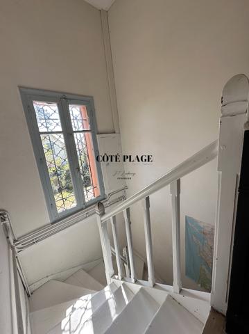 Saint-Palais-sur-Mer (17420) VILLA À DÉCOUVRIR SUR ST PALAIS - proche plages NAUZAN - BUREAU - Au prix de 884.000 € HAI