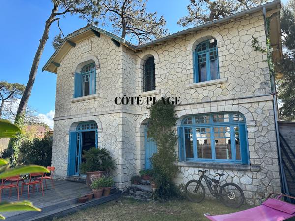Saint-Palais-sur-Mer (17420) VILLA À DÉCOUVRIR SUR ST PALAIS - proche plages NAUZAN - BUREAU - Au prix de 884.000 € HAI