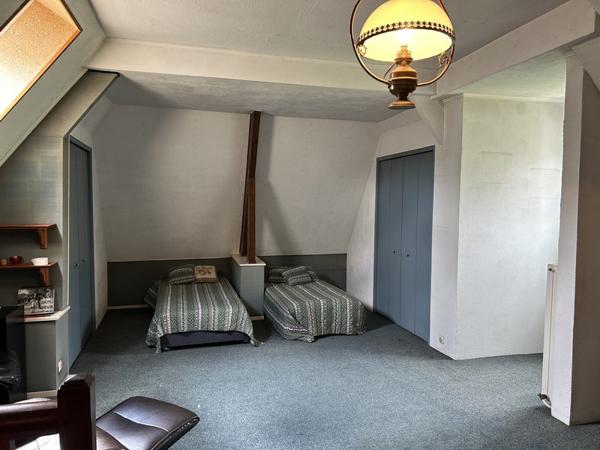 Maison 7 pièces - 180 m²