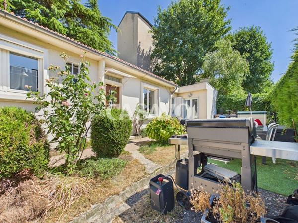 Vente Maison 4 pièces de 68m² - 92210 Saint-Cloud