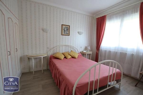 Maison à vendre 13 pièces 281.33m²