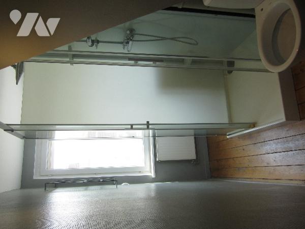 Maison de village dans bourg. proche de tous commerces.
Pas de travaux à prévoir.