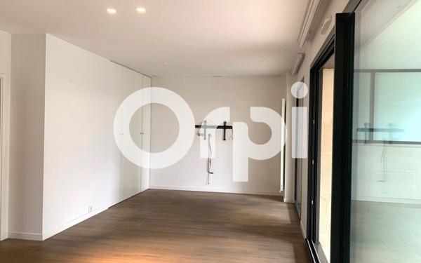 Appartement à louer    2 pièces •  La Varenne - Saint-Maur-des-Fossés