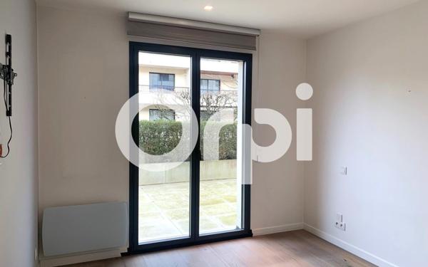 Appartement à louer    2 pièces •  La Varenne - Saint-Maur-des-Fossés