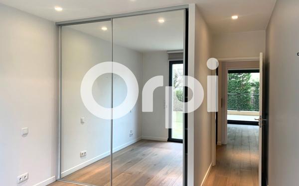 Appartement à louer    2 pièces •  La Varenne - Saint-Maur-des-Fossés