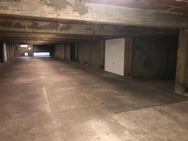 Location - Garage et parking Rennes 35000 1 pièce 15 m 2