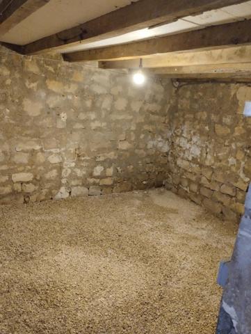 Maison 70m2, deux chambres, terrain 850 m2