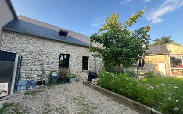 Maison à vendre    5 pièces •  Toury