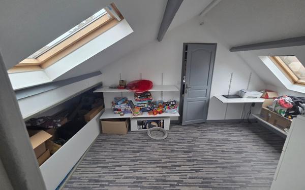 Maison à vendre    5 pièces •  Toury