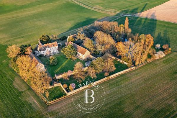 Chaumont-en-Vexin, Manoir 5 Chambres -  445 m² à vendre