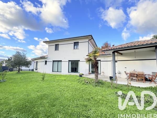 Maison à vendre 8 pièces 176 m² Bassens