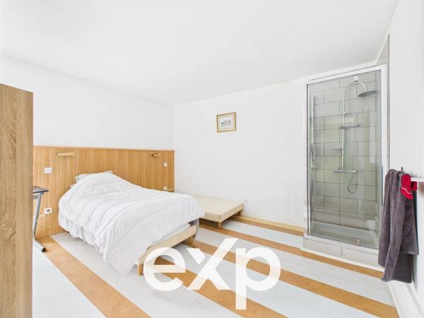 MAISON 10 PIÈCES AVEC TERRASSE GÎTE 6 CHAMBRES