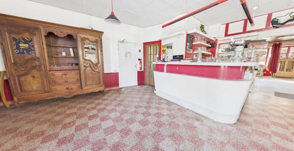 MAISON 10 PIÈCES AVEC TERRASSE GÎTE 6 CHAMBRES