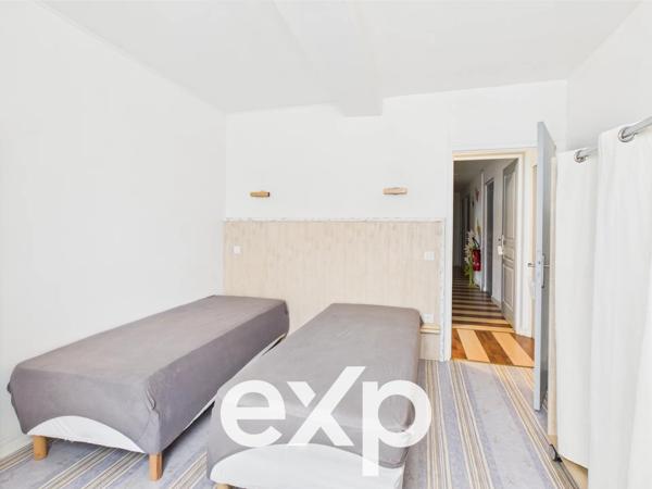 MAISON 10 PIÈCES AVEC TERRASSE GÎTE 6 CHAMBRES