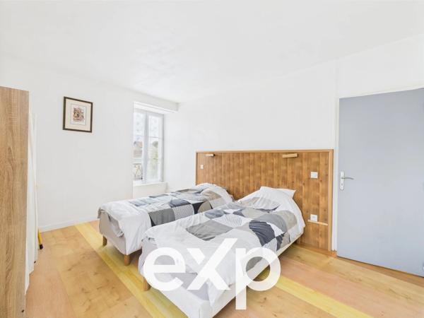 MAISON 10 PIÈCES AVEC TERRASSE GÎTE 6 CHAMBRES