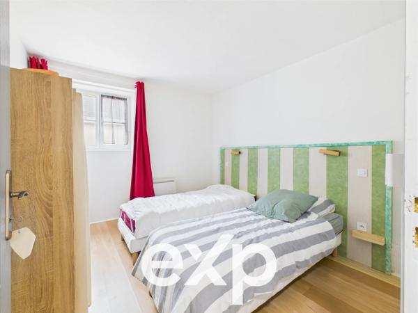 MAISON 10 PIÈCES AVEC TERRASSE GÎTE 6 CHAMBRES