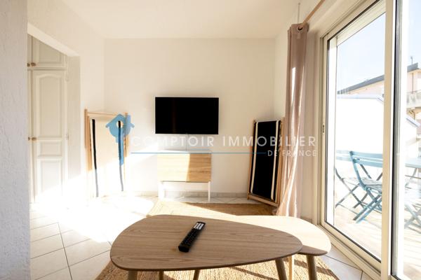 Appartement
                                                                                                                                                                                                                                                                                                                        2 pièce(s)                                                                                                                                                                                                          1 chambre(s)                                                                                                                                                                                                          28  m²