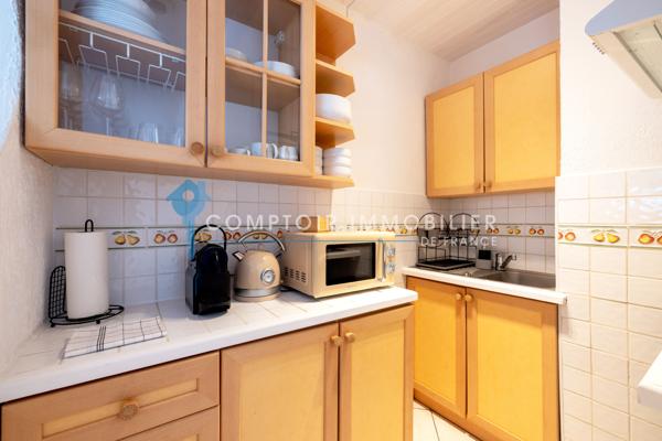Appartement
                                                                                                                                                                                                                                                                                                                        2 pièce(s)                                                                                                                                                                                                          1 chambre(s)                                                                                                                                                                                                          28  m²