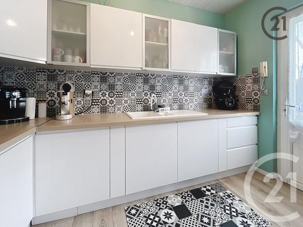 Maison à vendre  5 pièces - 117,91 m2 LA CHAUSSEE SUR MARNE - 51