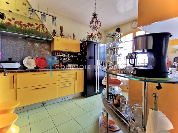 Maison 6 pièce(s) 3 chambre(s) 137 m²