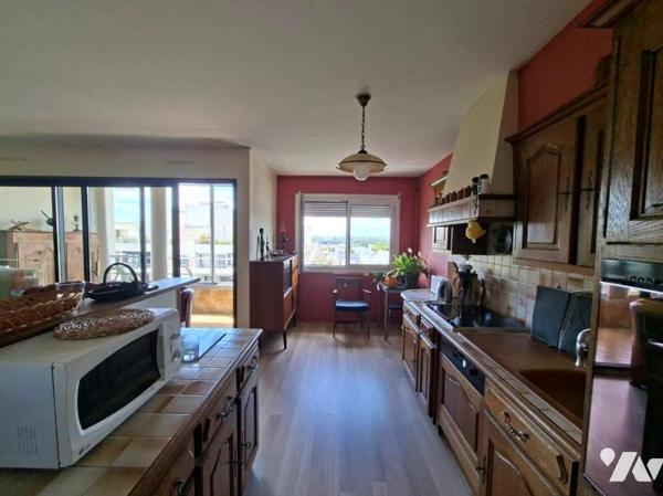 APPARTEMENT 4 pièces - 85 M2 - Dernier étage avec ascenseur