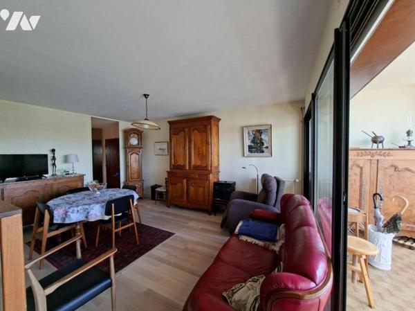 APPARTEMENT 4 pièces - 85 M2 - Dernier étage avec ascenseur
