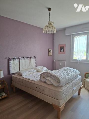 APPARTEMENT 4 pièces - 85 M2 - Dernier étage avec ascenseur