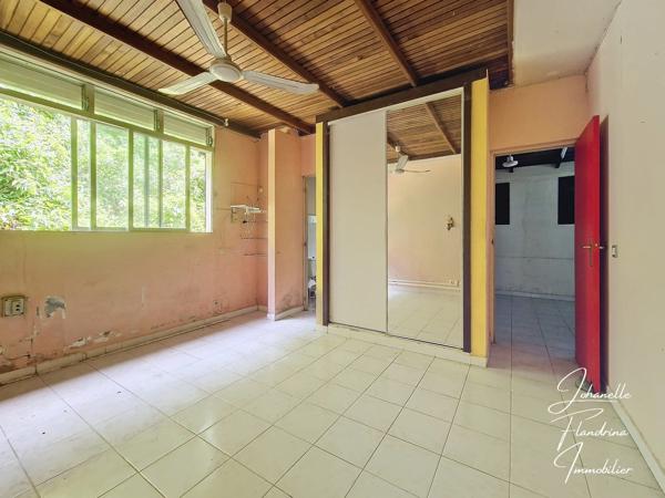 Dpt Guadeloupe (971), à vendre PETIT-BOURG maison 4 chambres + bas de villa aménageable