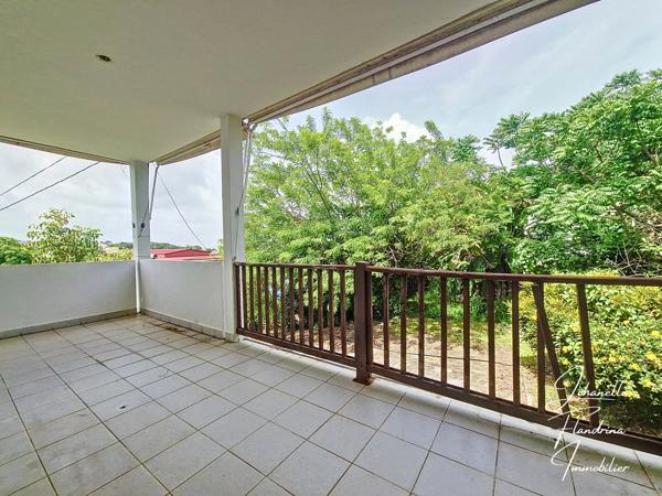 Dpt Guadeloupe (971), à vendre PETIT-BOURG maison 4 chambres + bas de villa aménageable