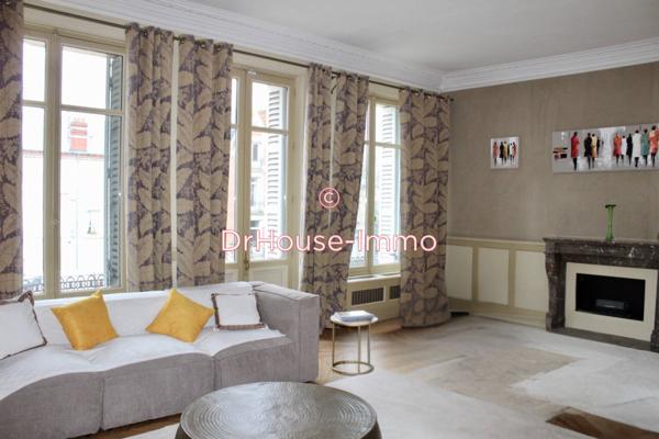 Maison à vendre 9 pièces de 246 m²