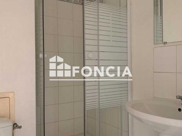 Location Studio 20.6 m² - 112 RUE DU GUET Lille 59000