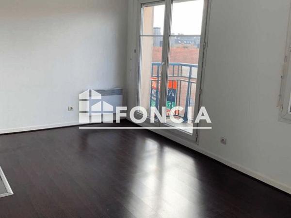 Location Studio 20.6 m² - 112 RUE DU GUET Lille 59000