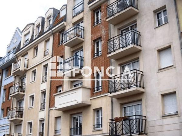 Location Studio 20.6 m² - 112 RUE DU GUET Lille 59000