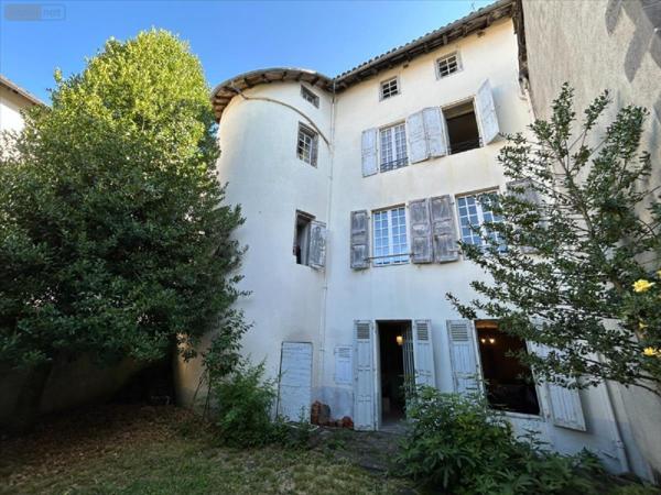 Immeuble à vendre à Aurillac dans le Cantal (15000), ref : 15061-1086500