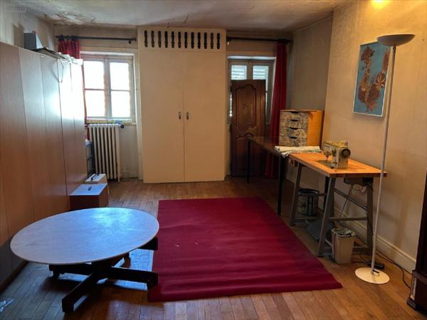 Immeuble à vendre à Aurillac dans le Cantal (15000), ref : 15061-1086500