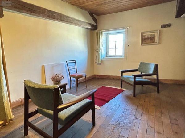 Immeuble à vendre à Aurillac dans le Cantal (15000), ref : 15061-1086500