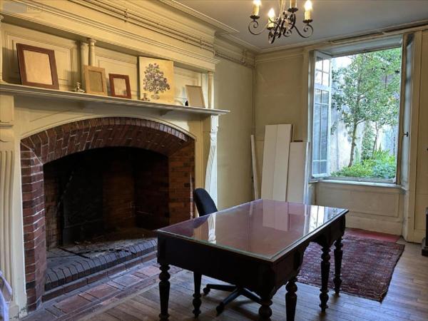 Immeuble à vendre à Aurillac dans le Cantal (15000), ref : 15061-1086500