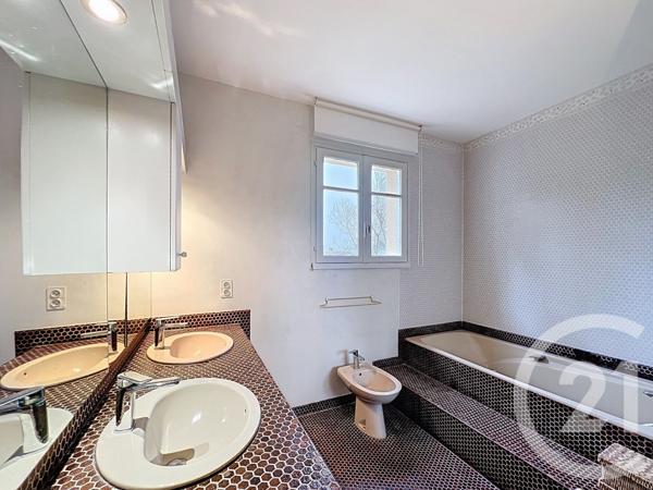 Maison à vendre  5 pièces - 221,20 m2 AUCH - 32