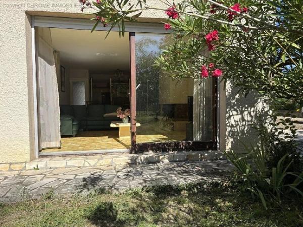 Vente                                                      Maison
                        
                     6 pièces                      147 m2                     à Marmande