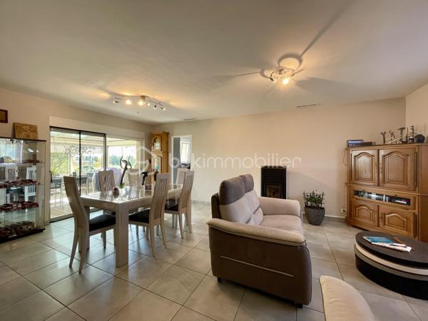 Maison traditionnelle de 121,28 m²