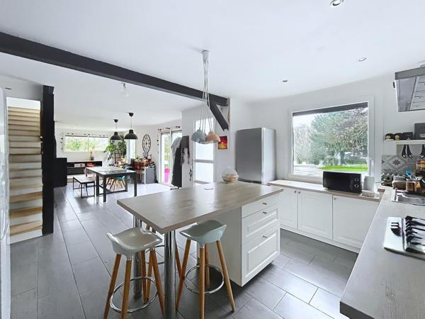 Maison en hameau - Grand terrain