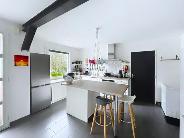 Maison en hameau - Grand terrain