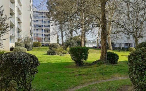 Appartement à vendre    4 pièces • 94 m2 Vannes